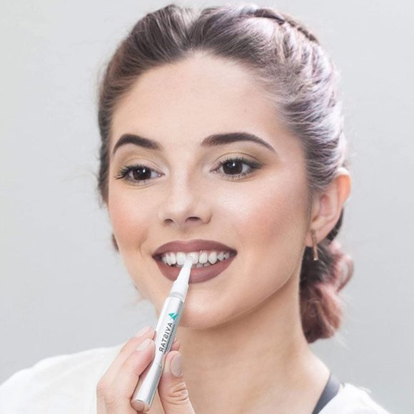 NEW Professional Teeth Whitening On The Go Gel Pen - Picture 1 of 8
